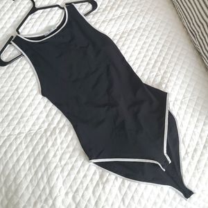 BOGO EUC Zara open back Bodysuit
